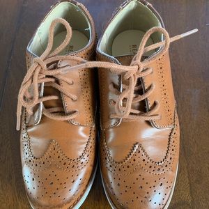 Kenneth Cole reaction dress shoes